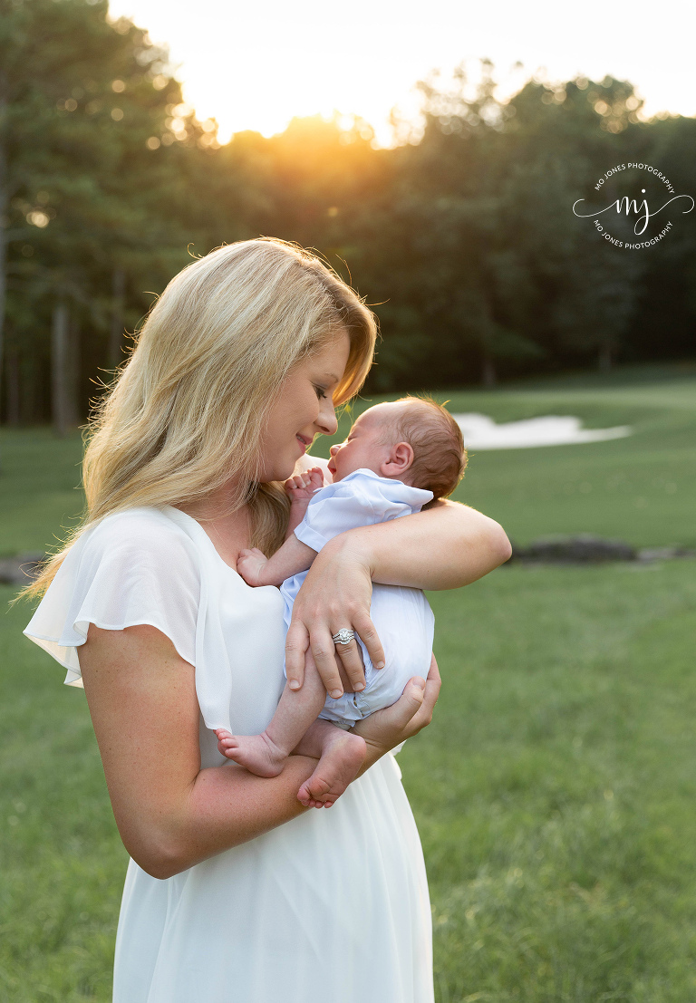 Huntsville Outdoor Newborn Photographer