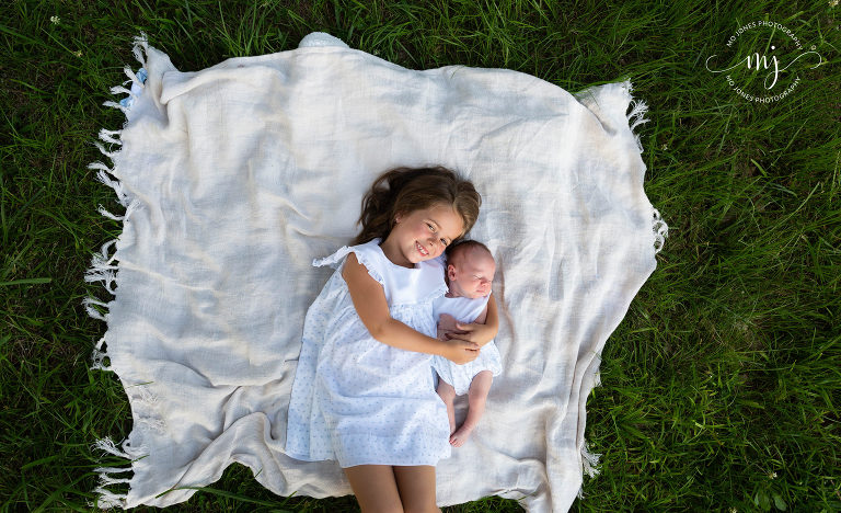 Huntsville Outdoor Newborn Photographer